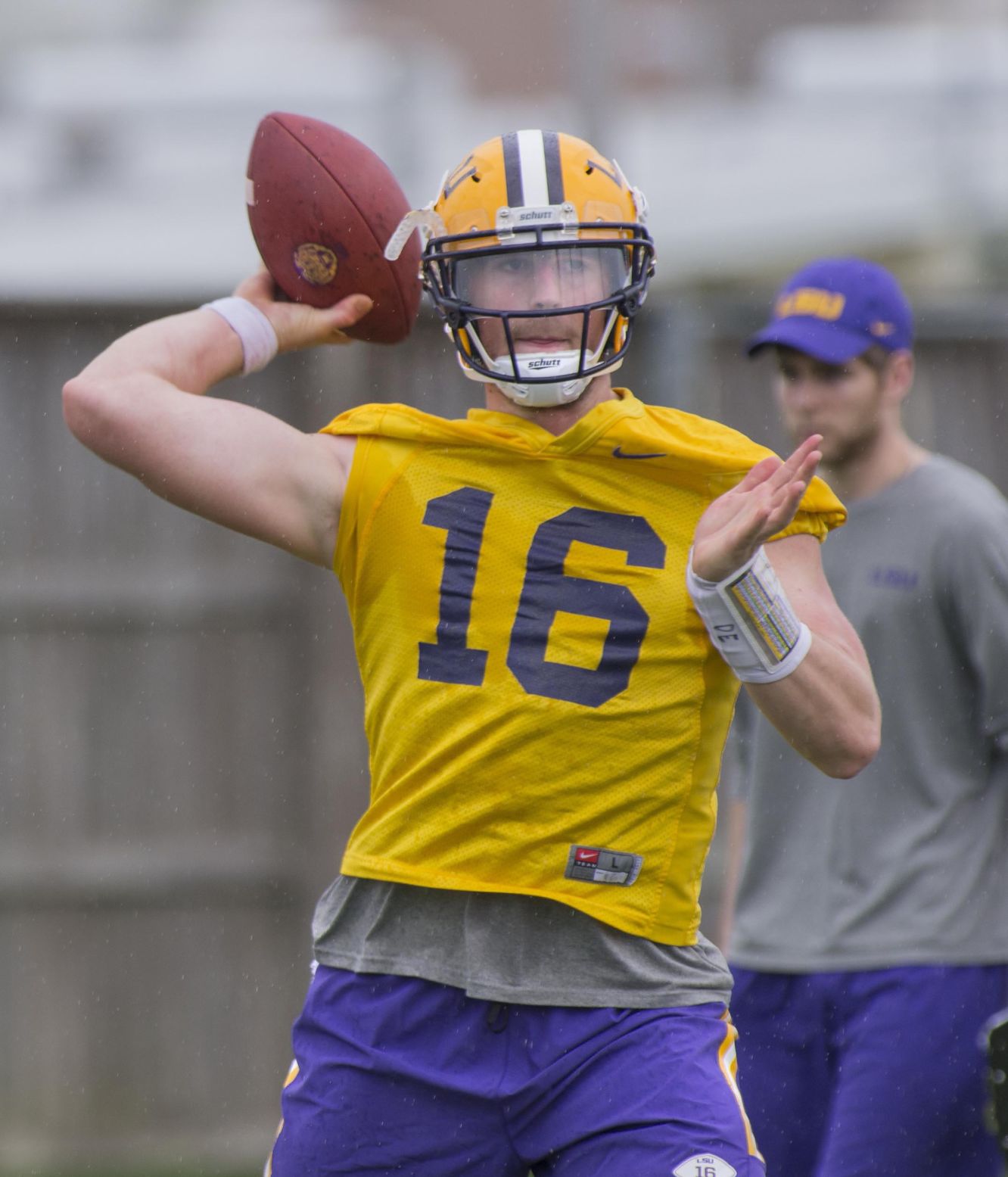 lsufootball216.031217.jpg